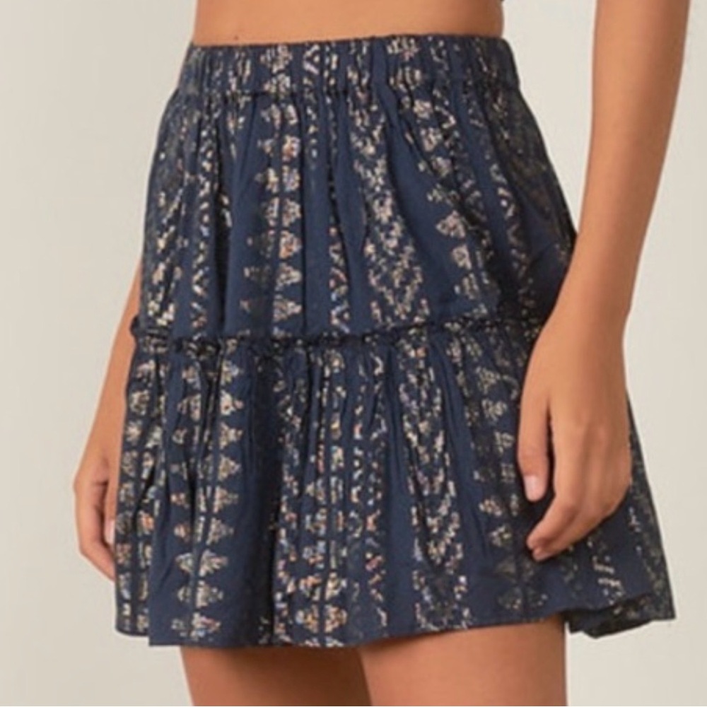 NWT Elan navy and gold skirt ❤️